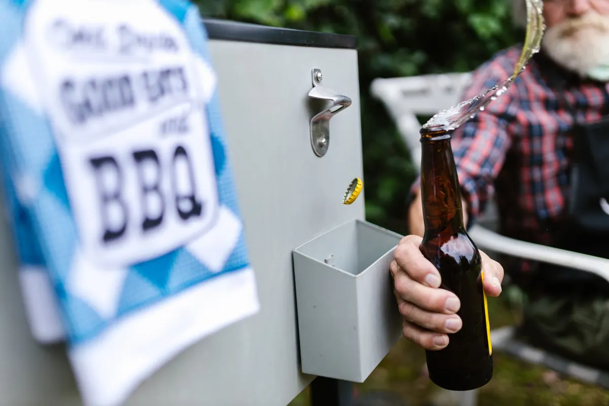 How to forge a simple bottle opener: a beginner project
